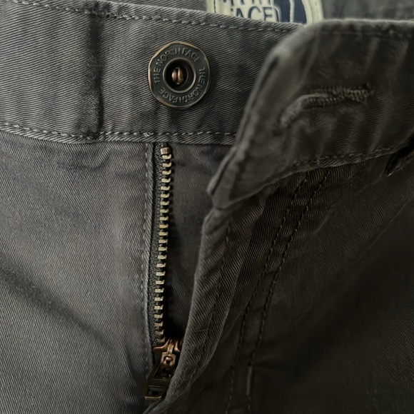 Women’s North Face Pants - Picture 7 of 8